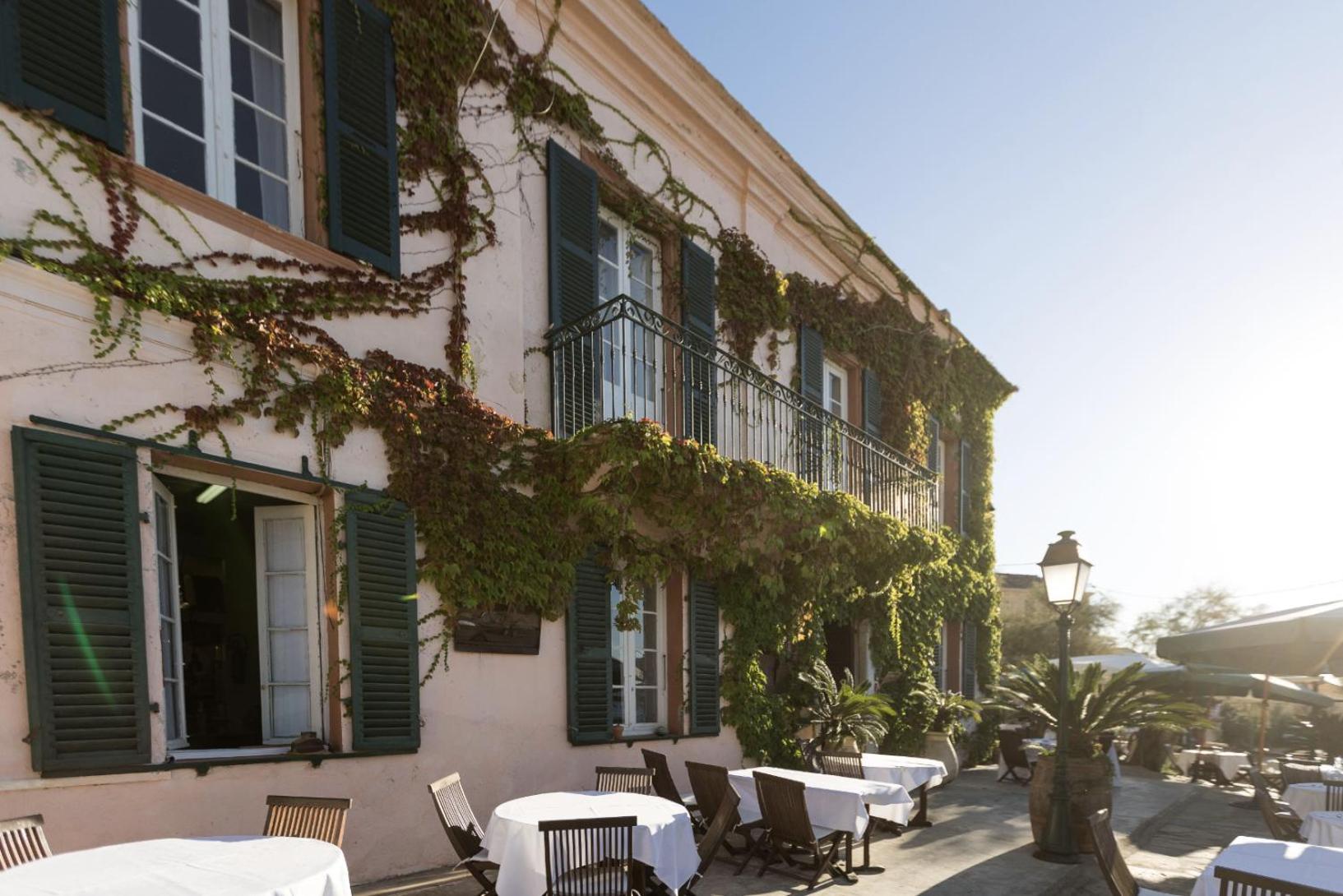 Hotel-Restaurant Le Vieux Moulin Чентури Экстерьер фото
